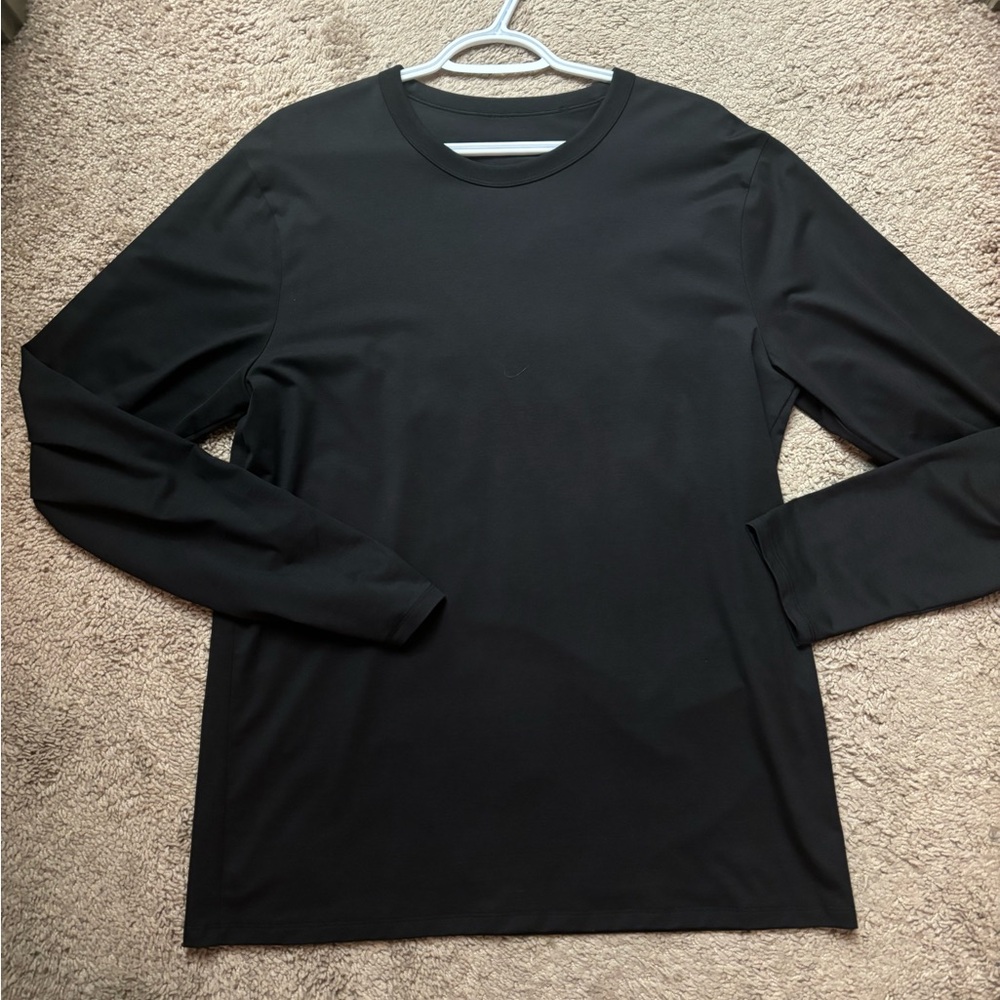 NWOT Lululemon Long Sleeve Fundamental Tee